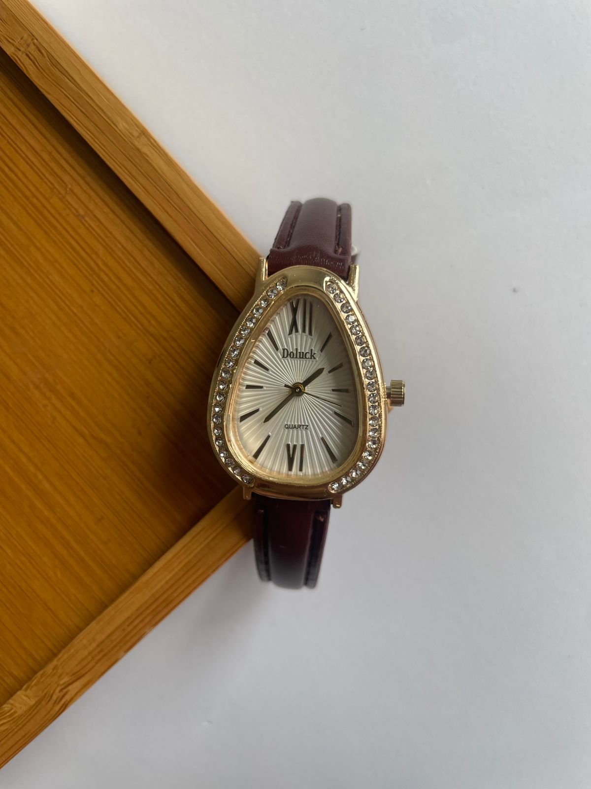 Relógio Milano Couro